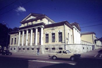 У ПУШКИНА В МОСКВЕ