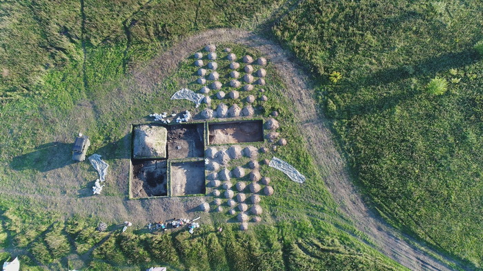 1.jpg 1.jpg