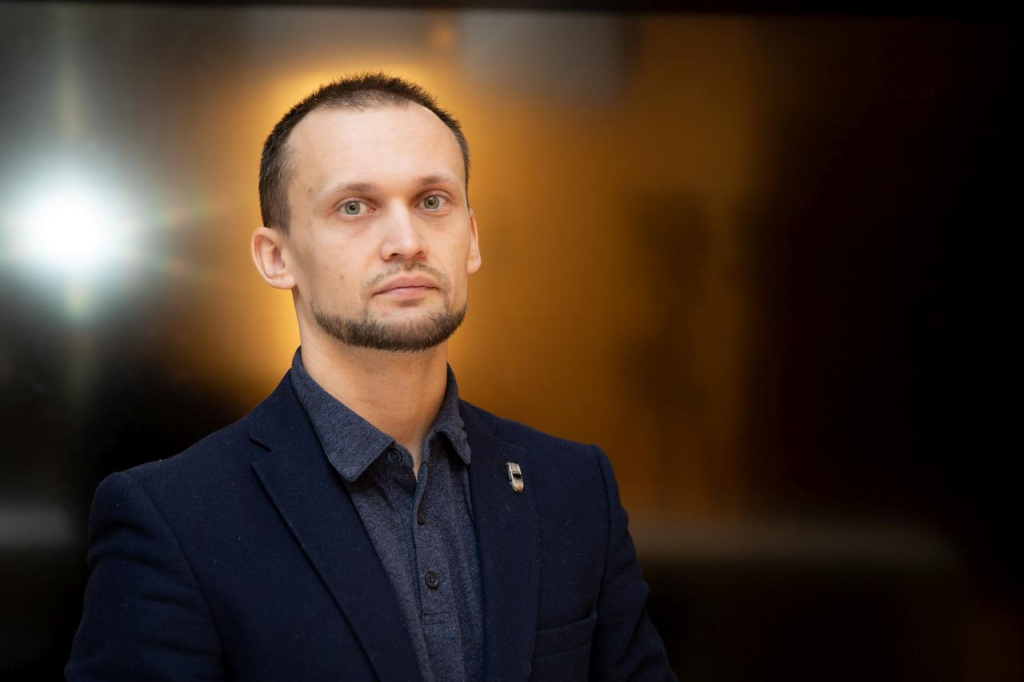 Дмитрий Шелестов KAT13981 КШ_l.jpg